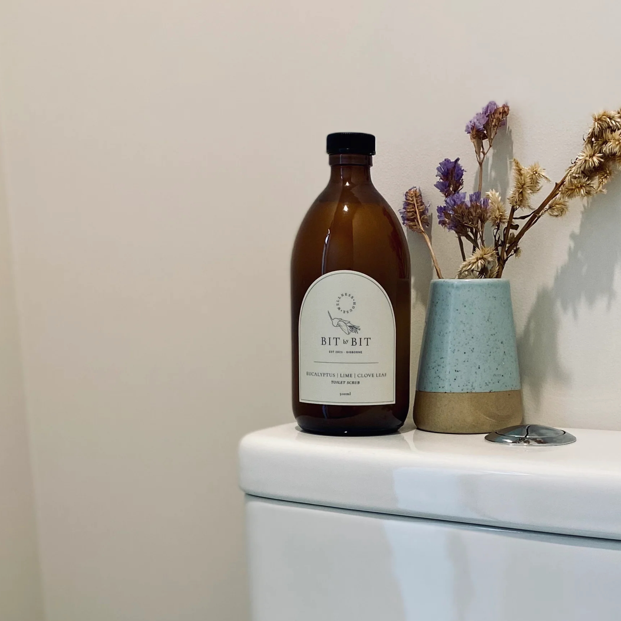 TOILET SCRUB | Eucalyptus + Lime + Clove 500ml Glass Bottle