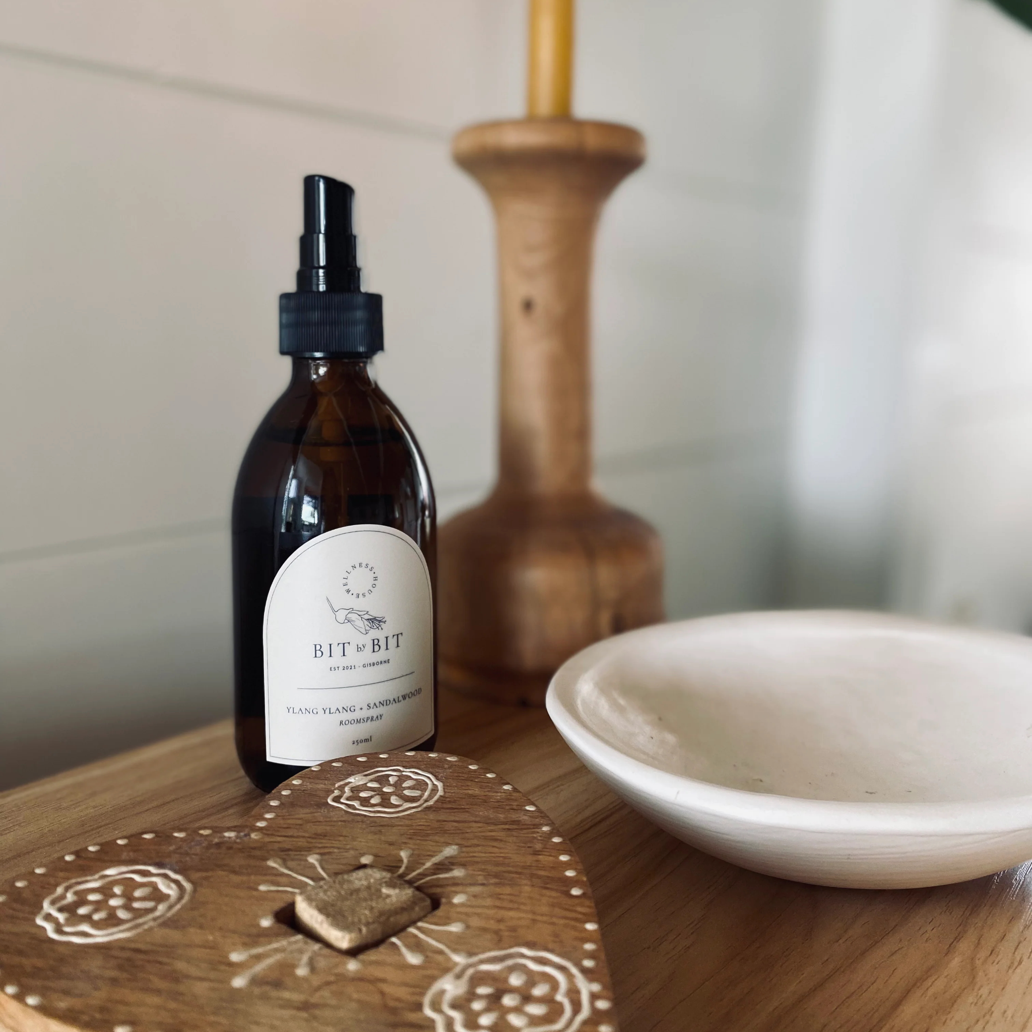 ROOMSPRAY | Ylang Ylang + Sandalwood 250ml Glass Bottle
