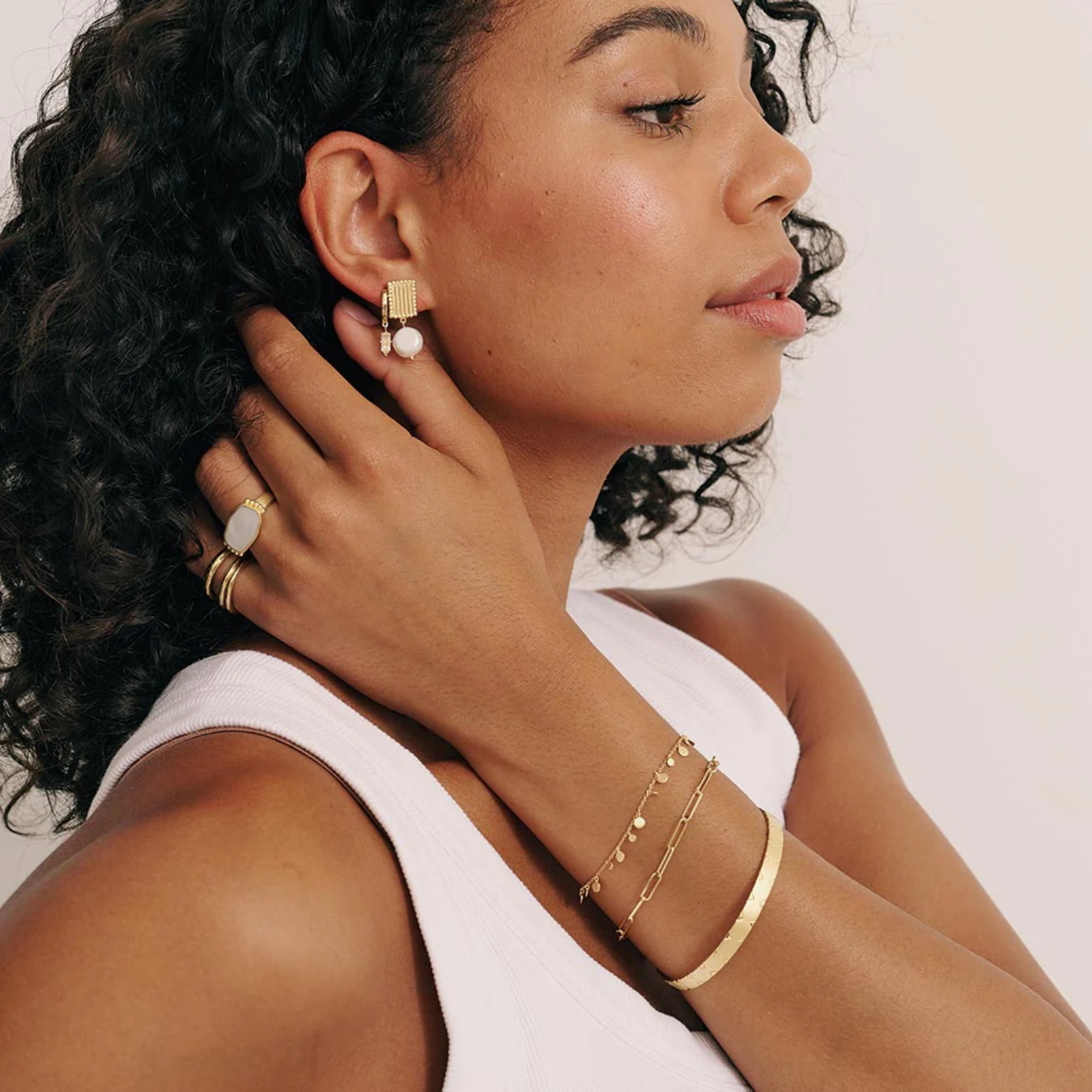Coin Bracelet in 18kt Gold Plate