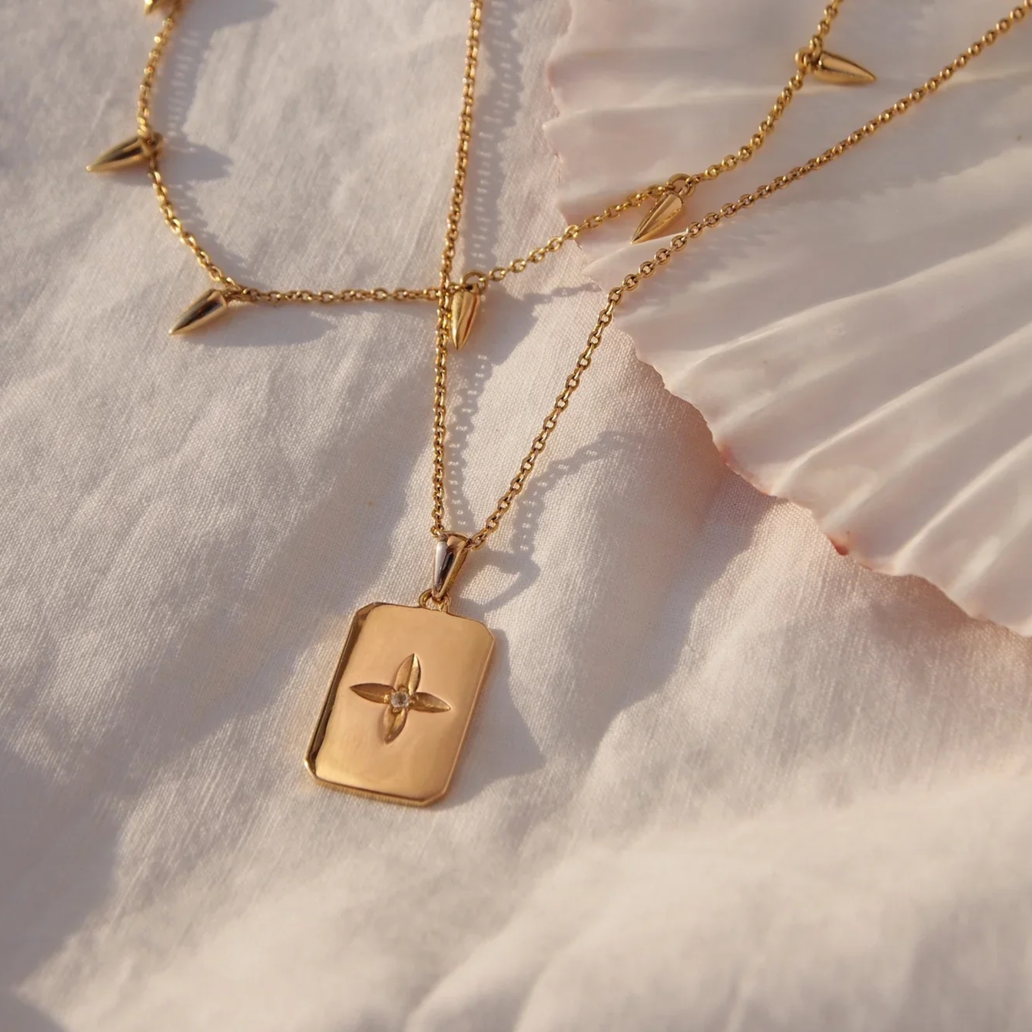 Necklace "Sahara" Dagger Choker 18 KT Gold Plate