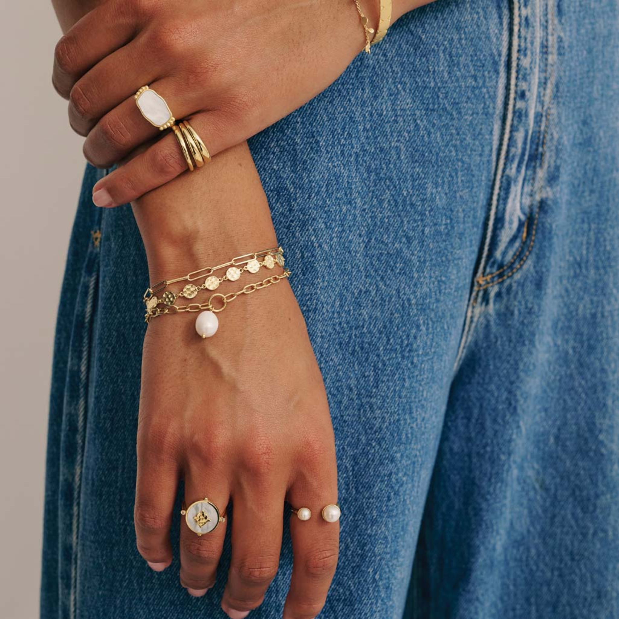 Bracelet "Aphrodite" Pearl Drop 18 KT Gold Plate