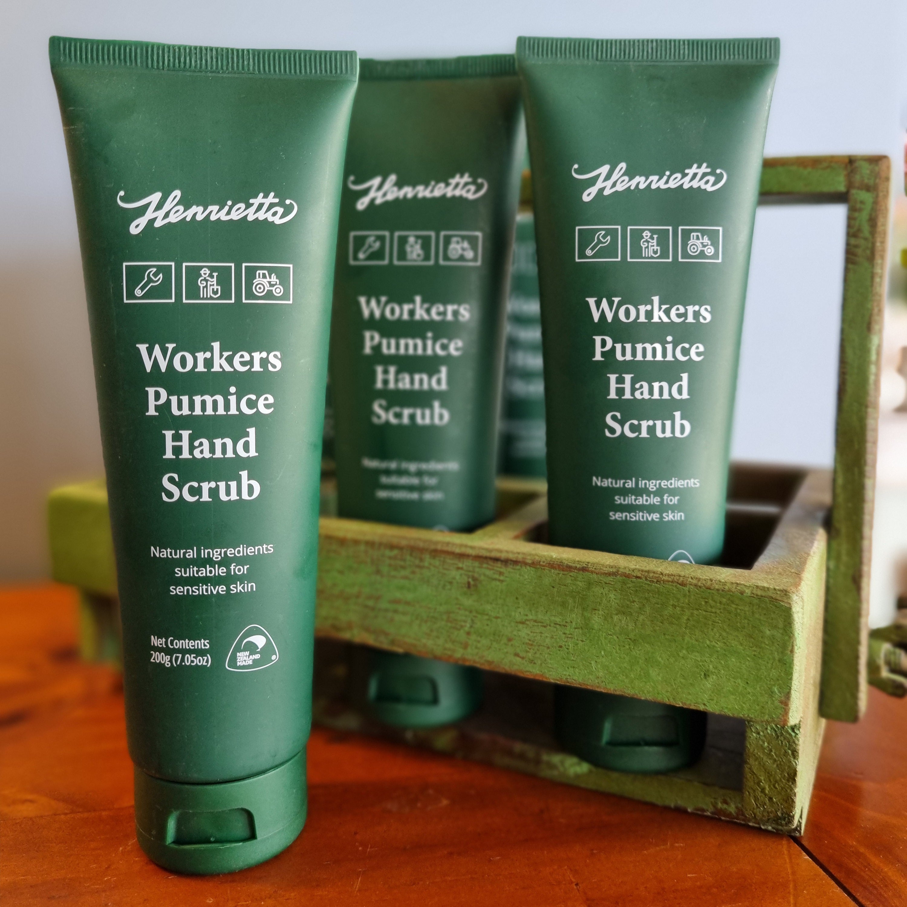 Henrietta Workers Pumice Hand Scrub 200g