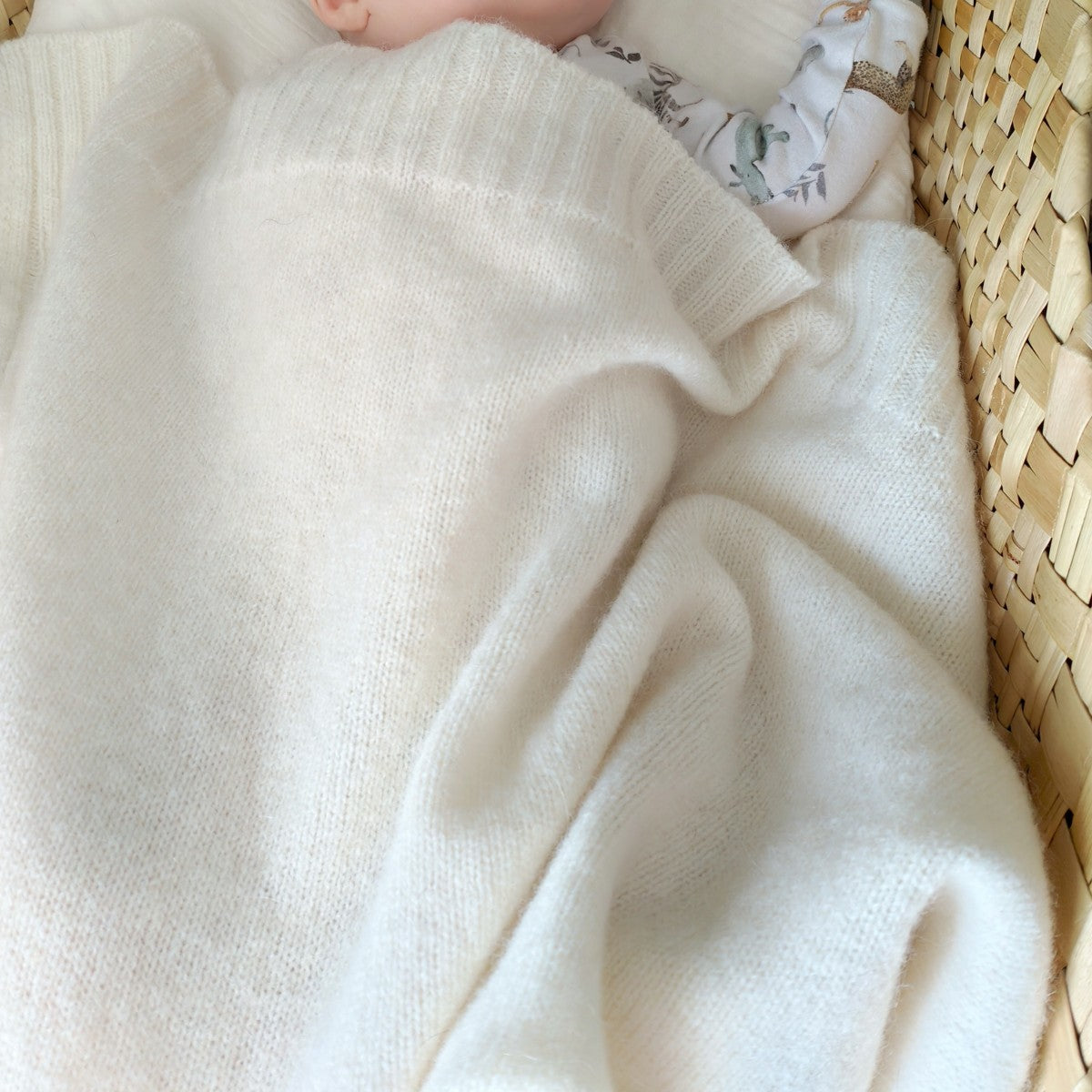 Bohepe Baby Blanket