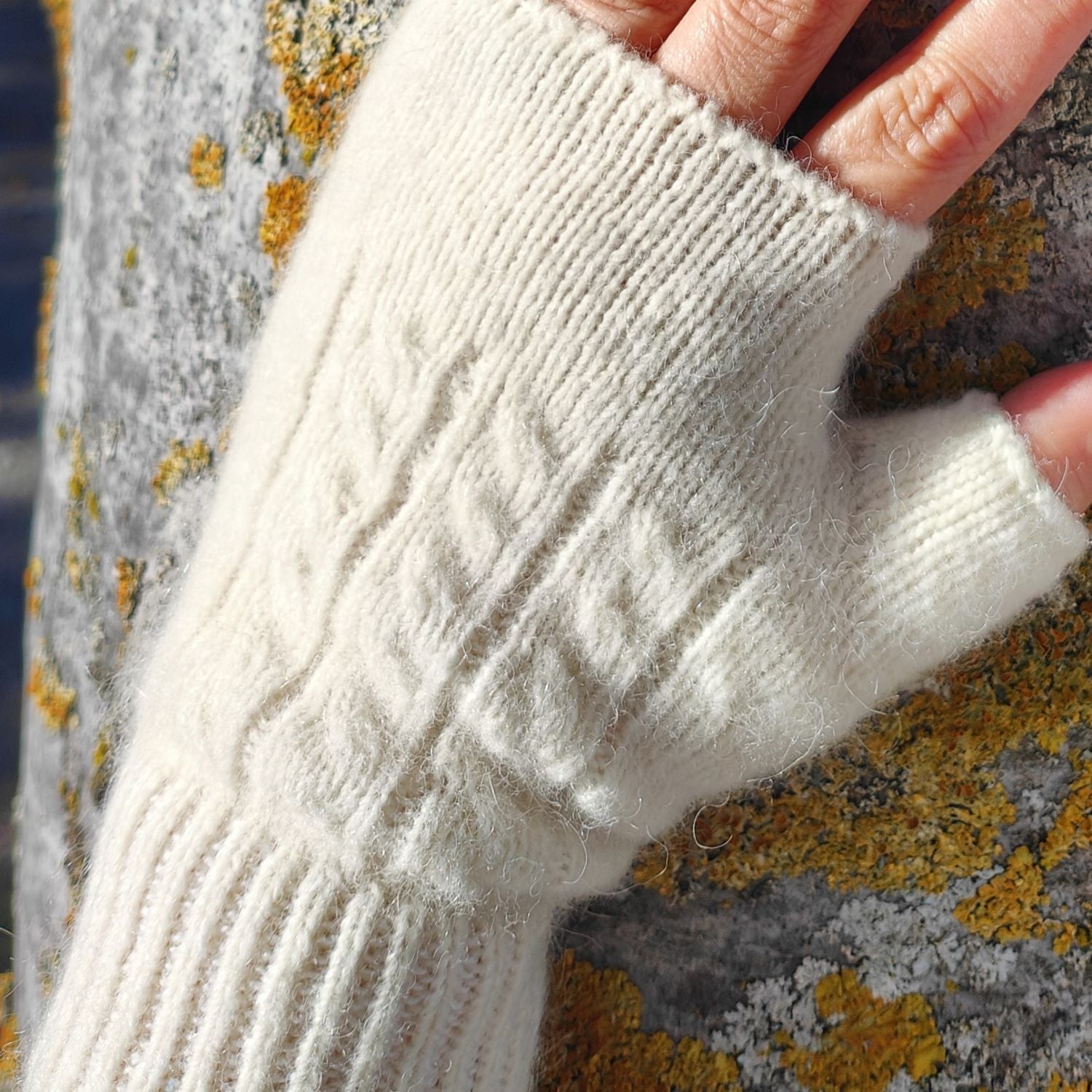 Wyld Fingerless Mittens Bohepe Merino and Alpaca