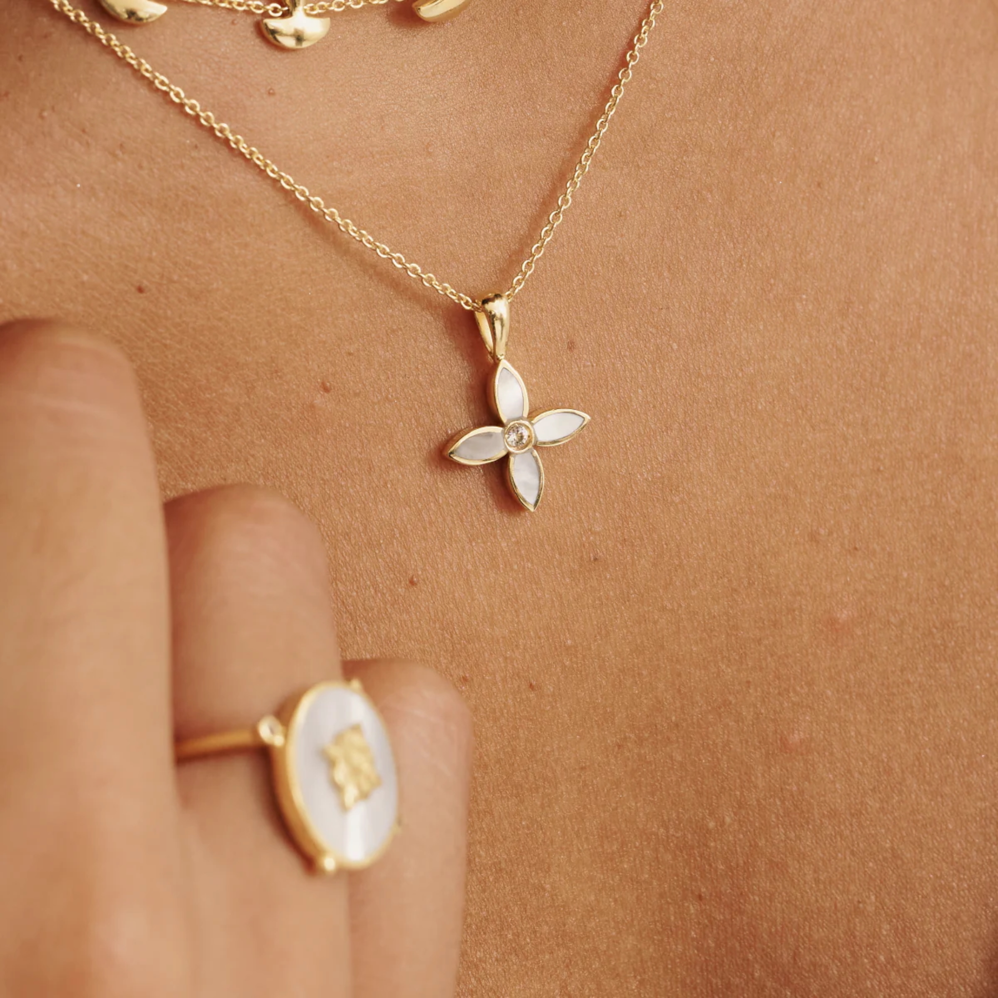 Necklace Mother of Pearl Floral w White Topaz 18 KT Gold Plate