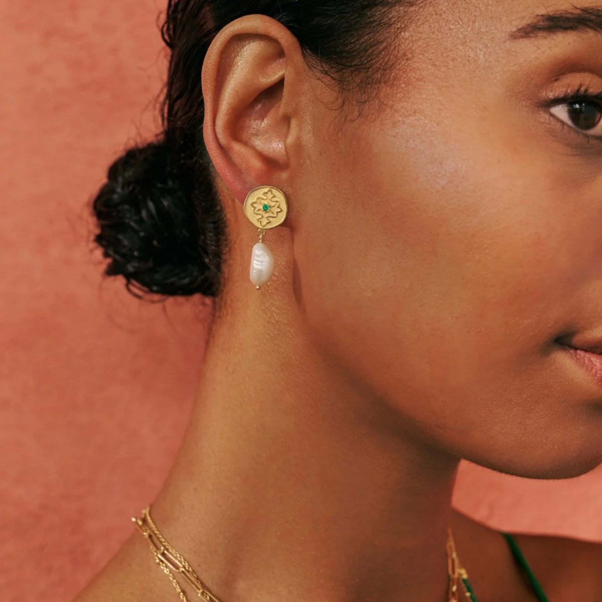Earrings Wandering Soul Green Onyx & Pearl 18KT Gold Plate